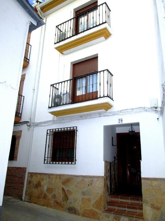 La Casa De Esparto Apartment Cazorla Exterior photo